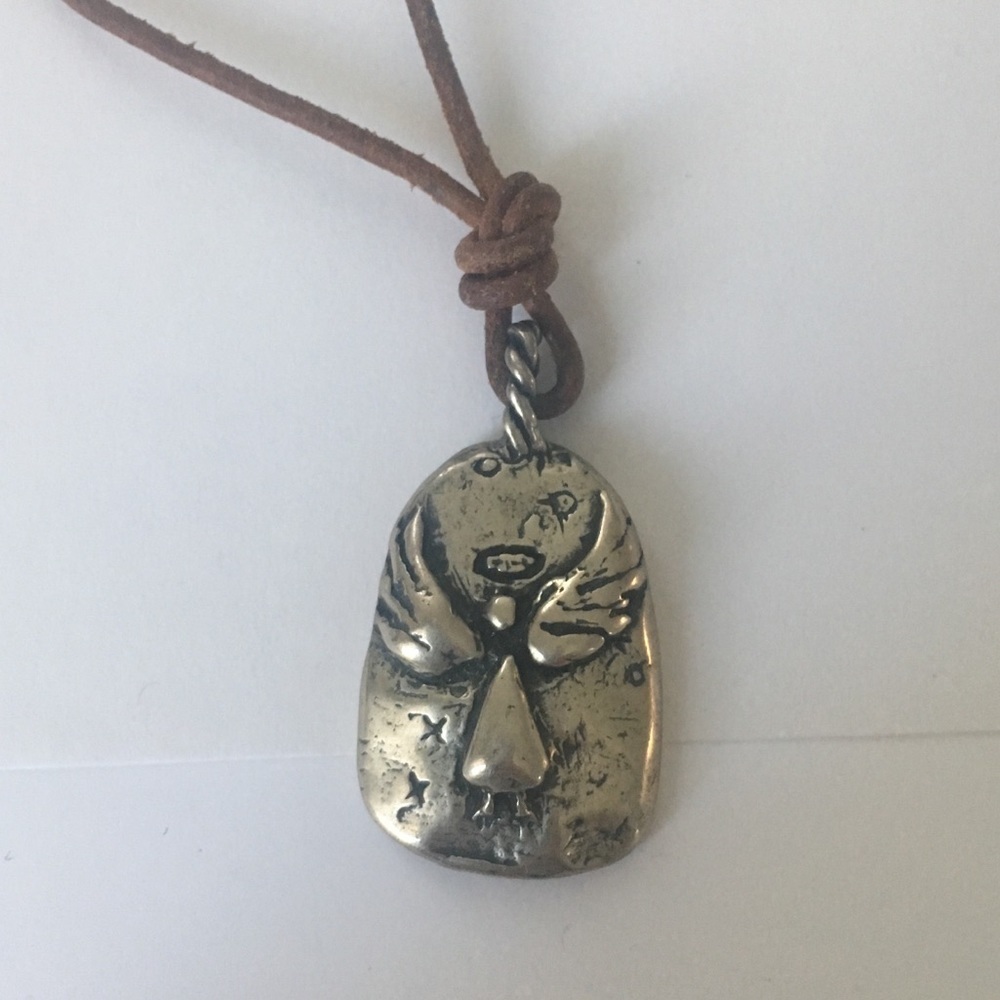 Angel/Heart Necklace - Picture 4 of 4